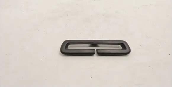 BMW 5 F10 F11 Seat belt trim 9116275
