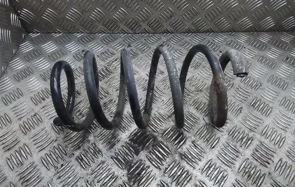 Opel Zafira B Front coil spring