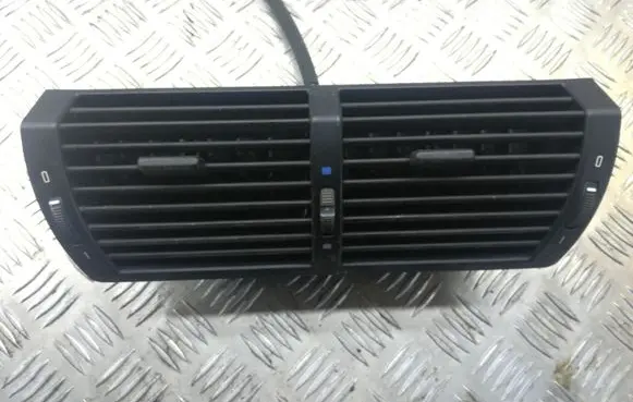 BMW X5 E53 Dash center air vent grill 64228402221