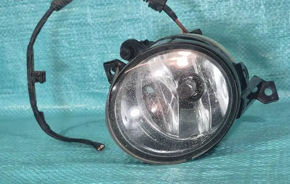 Volkswagen Caddy Front fog light 27128800