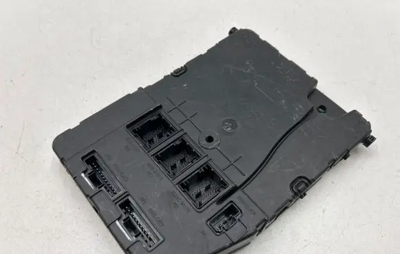 Renault Scenic II - Grand scenic II Comfort/convenience module 8200525385