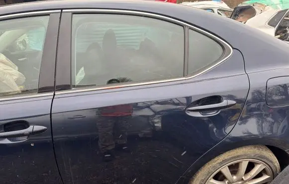 Lexus IS 220D-250-350 Rear door IS250