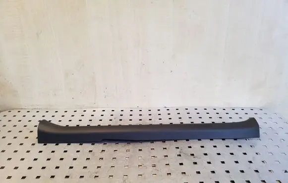 Toyota Verso Front sill trim cover 679140F020