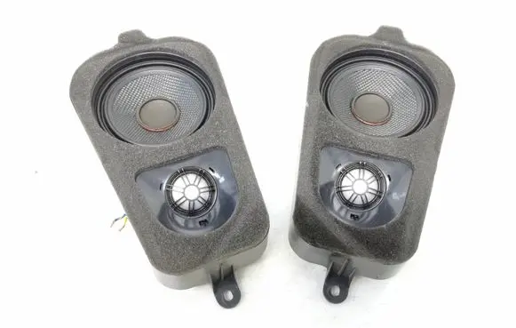 BMW X5 E70 Parcel shelf speaker 9211047 6513921104704 18820010