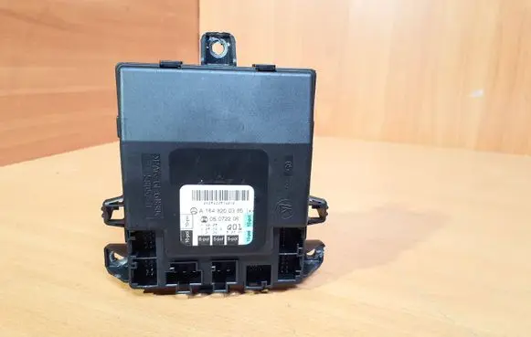 Mercedes-Benz R W251 Door control unit/module A1648200385 05072206 06054005340301
