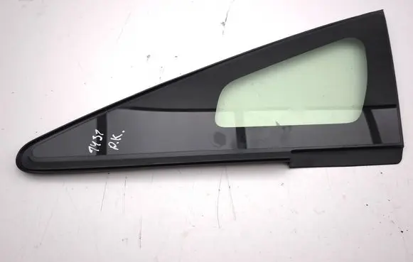 Toyota Prius (XW30) Front door vent window glass four-door