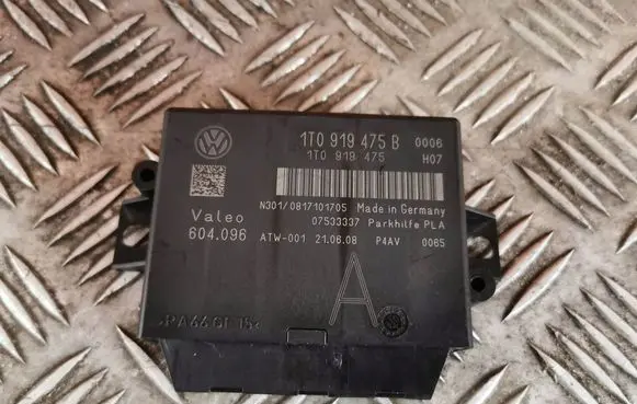 Volkswagen Tiguan Parking PDC control unit/module 1T0919475B