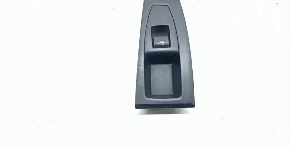 BMW 2 F46 Electric window control switch 9208107