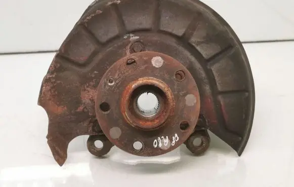 Skoda Octavia Mk2 (1Z) Front wheel hub spindle knuckle 7H0927804