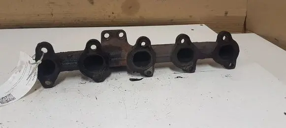 Peugeot 207 Exhaust manifold 848028