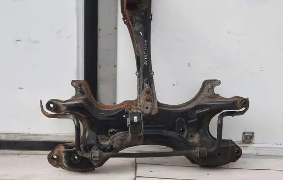 Toyota Avensis T250 Front subframe