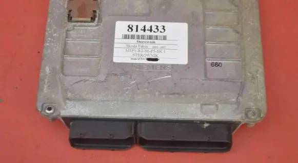 Skoda Fabia Mk1 (6Y) Engine control unit/module ECU 03D906033C