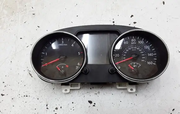 Nissan Qashqai Speedometer (instrument cluster) vpaasf10849ldd