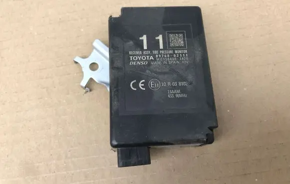 Toyota Auris E180 Other control units/modules 8976002111