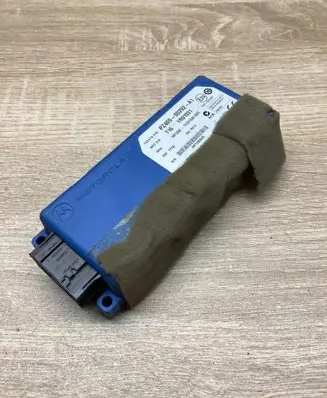 Toyota Avensis T270 Phone control unit/module PZ40900292A1