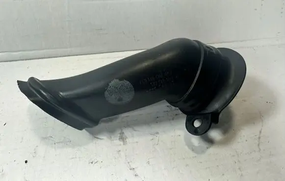 Volkswagen Multivan T5 Intercooler air guide/duct channel