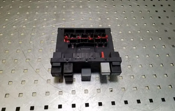 Volkswagen PASSAT B6 Comfort/convenience module 3C0937049AD