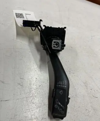 Volkswagen Tiguan Wiper control stalk 1K0953519J 20351671326061