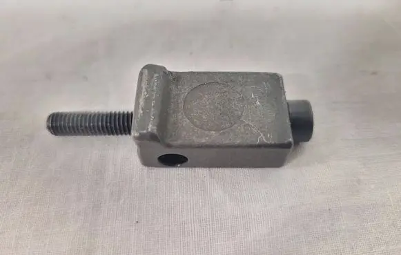 Volkswagen Transporter - Caravelle T5 Fuel Injector clamp holder