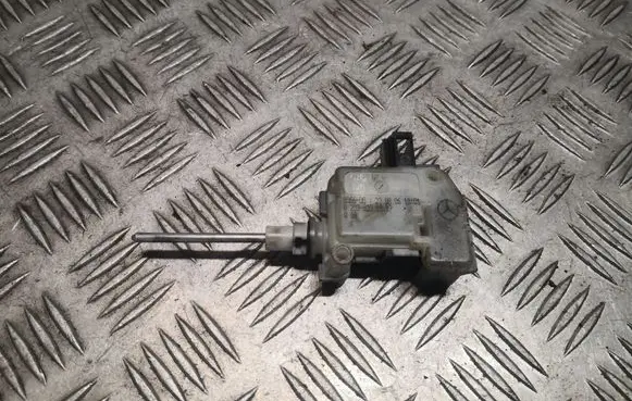 Mercedes-Benz C W203 Fuel tank cap lock A2038201997 2038201997