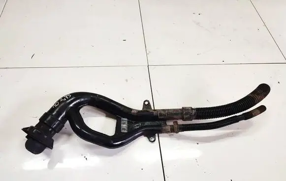 Fuel tank filler neck pipe