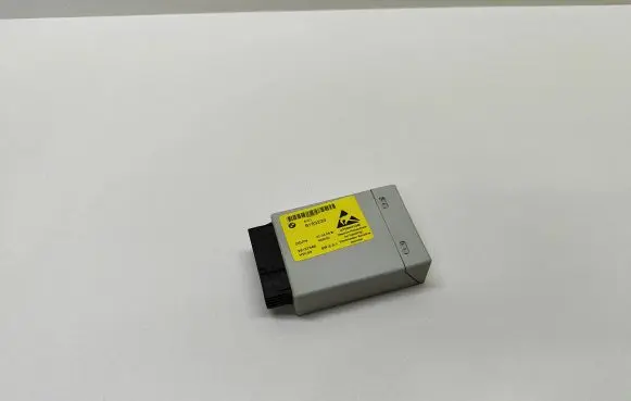 BMW 5 E60 E61 Center console control module 9183233 28137346 439400