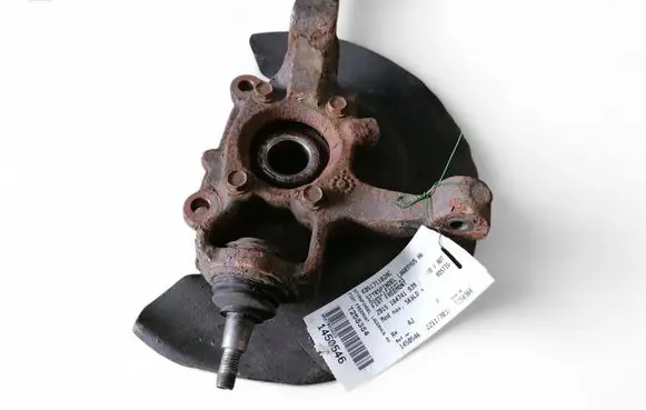 Fiat Freemont Front wheel hub spindle knuckle K05171107AC 22117032 1450546