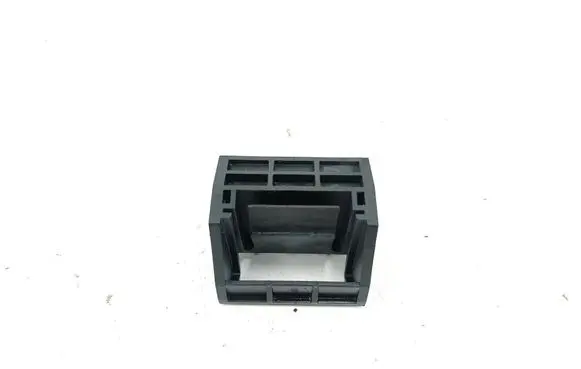 BMW X5 F15 Radiator mount bracket 753353704 7533537