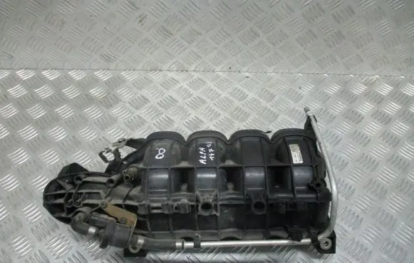 Alfa Romeo 147 Intake manifold