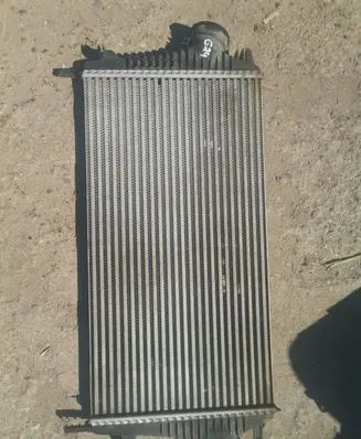 Opel Insignia A Intercooler radiator 13241751 P1831002