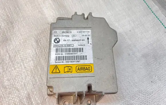 BMW 1 E81 E87 Airbag control unit/module 6964607