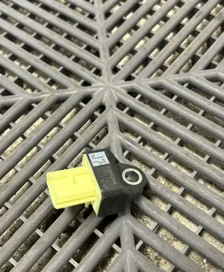 Toyota C-HR I Airbag deployment crash/impact sensor 89831F4020