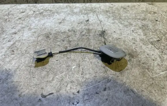 Ram 1500 Microphone (bluetooth/phone) 6UA07SA5AA 3460L1 36986