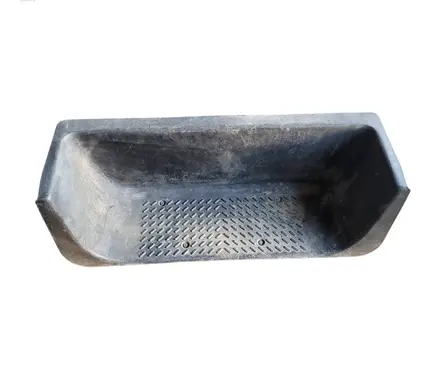 Iveco Daily 35.8 - 9 Front sill trim cover 354000000 7700353260 500320114