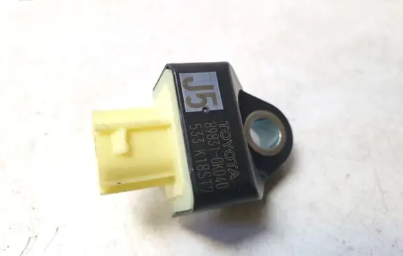 Toyota Hilux (AN120, AN130) Airbag deployment crash/impact sensor 898310K040
