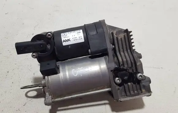Mercedes-Benz S W221 Air suspension compressor/pump 2213201704FFV A2213201704