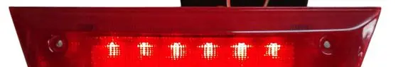 Third/center stoplight