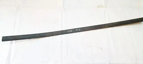 Honda Civic Front door trim (molding) 75322s030030 75322-s03-0030