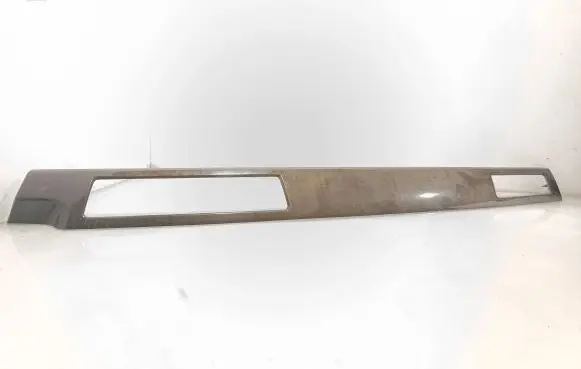 Dashboard glove box trim