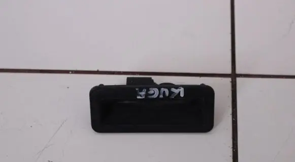 Ford Kuga I Tailgate/trunk/boot exterior handle 