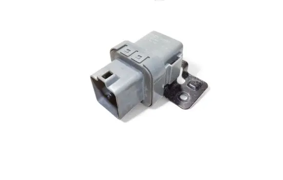 KIA Sorento Glow plug pre-heat relay 368332F150 368302F050