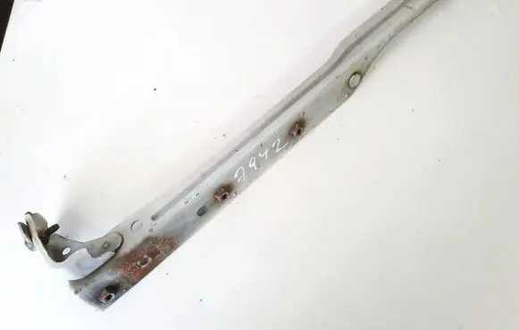 Toyota Avensis T270 Radiator support slam panel