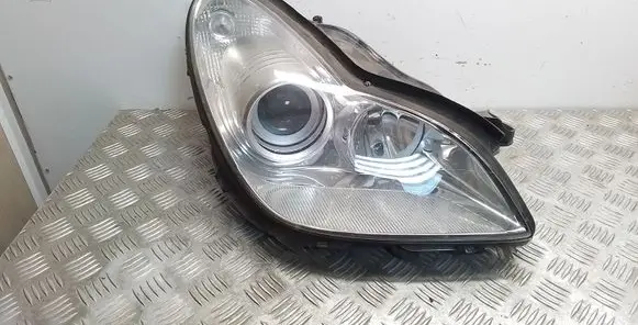 Mercedes-Benz CLS C219 Headlight/headlamp