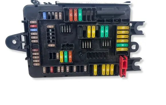 BMW 1 F20 F21 Fuse module 9389070 19561000001 17112016