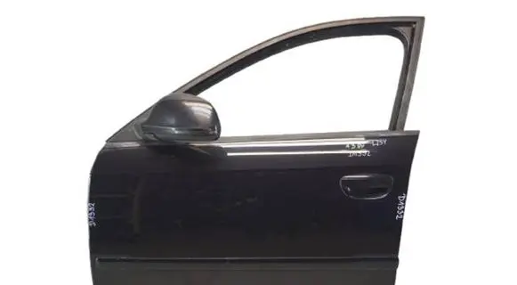 Audi A3 S3 8P Front door