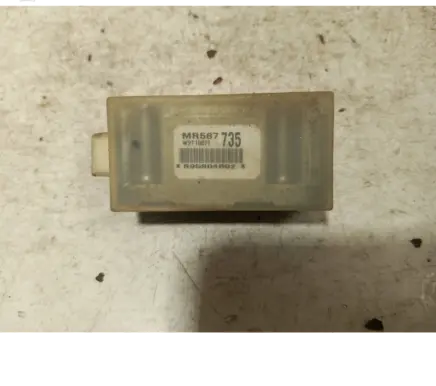Mitsubishi Outlander Airbag deployment crash/impact sensor MR587735 W2T10671 895804002