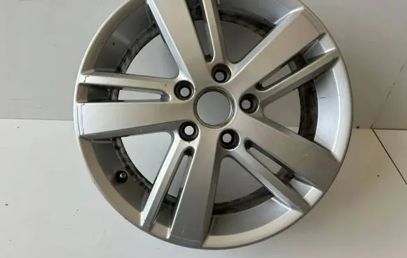 Volkswagen Golf VI R16 alloy rim 5K0601025AH