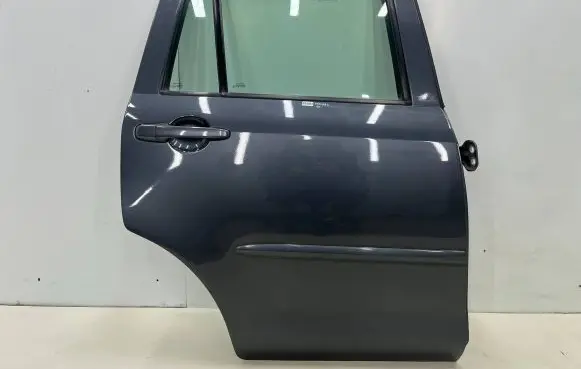 Mazda 2 Rear door