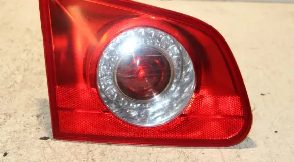 Volkswagen PASSAT B6 Tailgate rear/tail lights 3C9945093