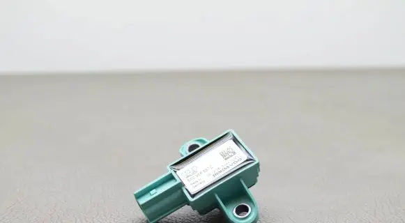 Audi A4 S4 B8 8K Airbag deployment crash/impact sensor 8K0955557C
